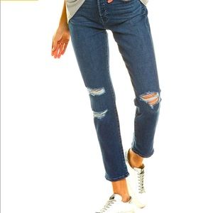 7 FOR ALL MANKIND
Josefina boyfriend